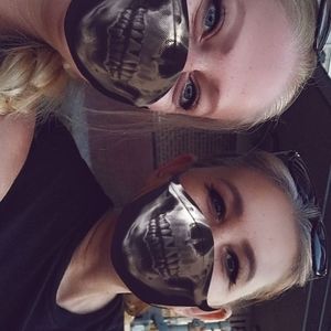 Meet your Posher, Irena